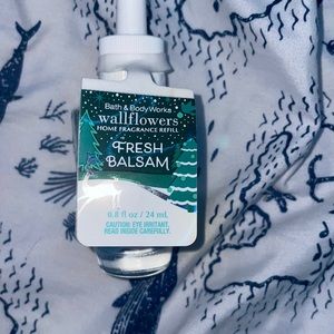 White barn wallflower Fresh Balsam